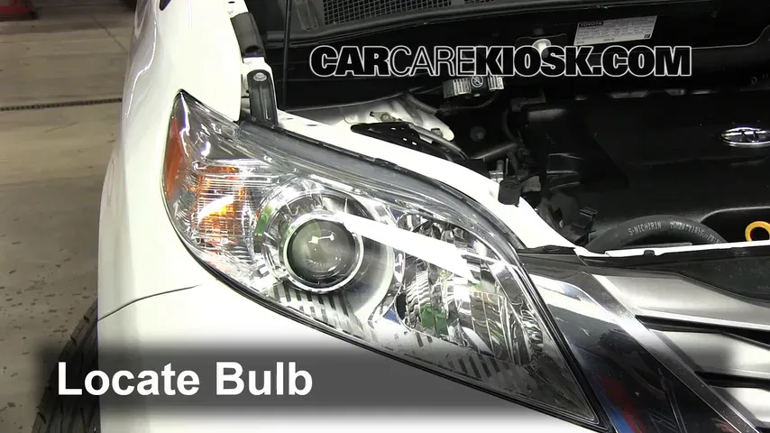 2011 Toyota Sienna XLE 3.5L V6 Lights Highbeam (replace bulb)